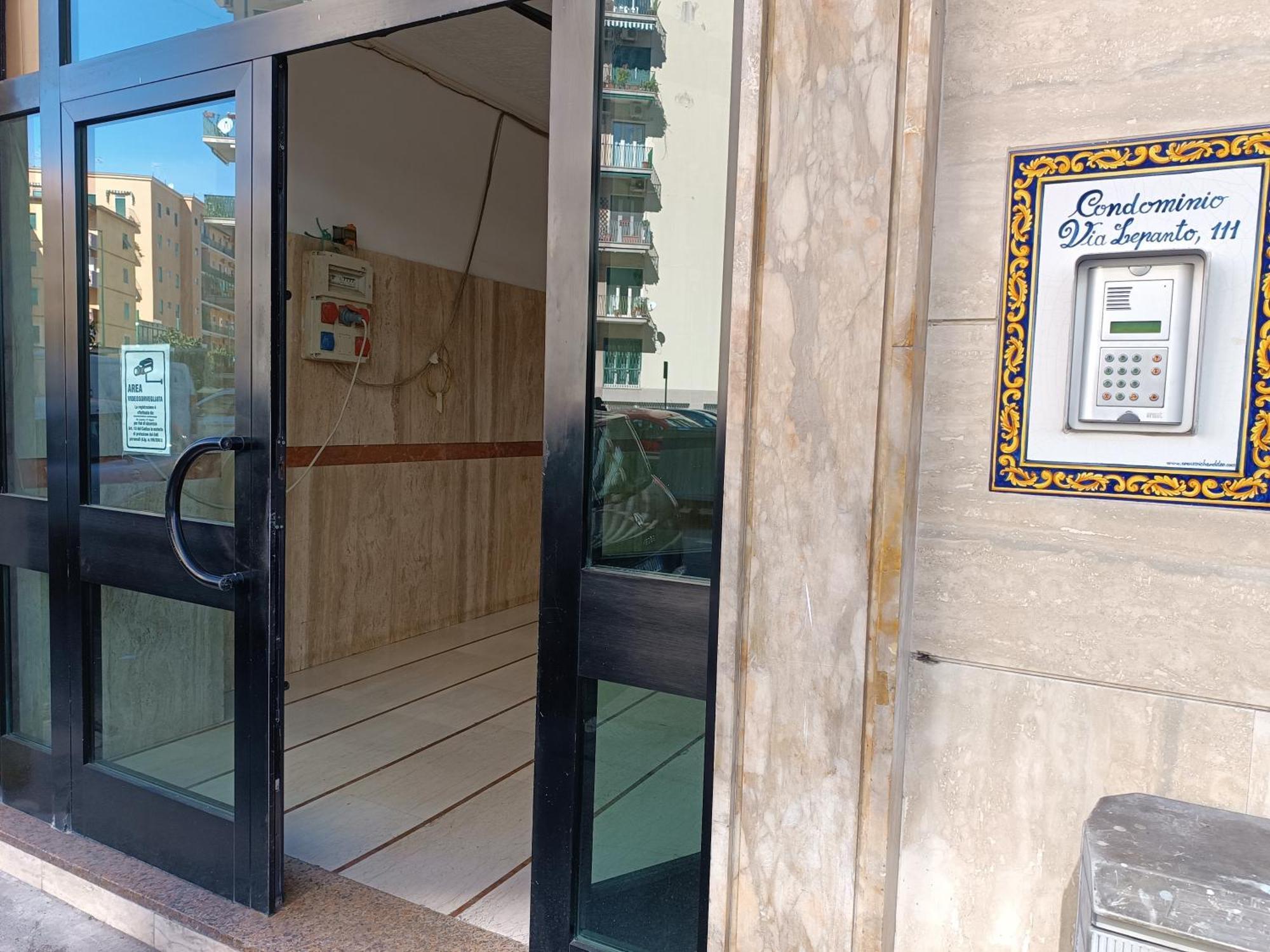 B&B Napoli Fuorigrotta Ngoại thất bức ảnh